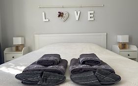 Sweet Home - 55M2 Appartment, Garden, Swimming Pool, Parking